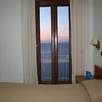 Sporting 4*