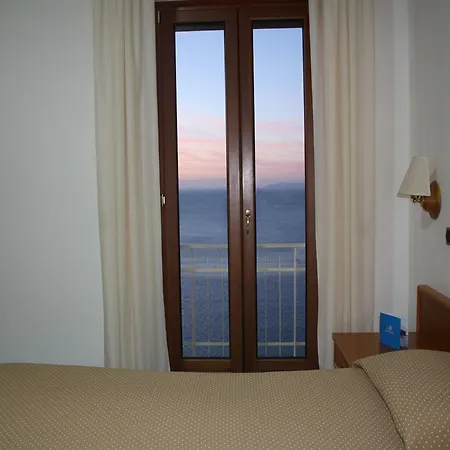 Sporting 4* Vico Equense
