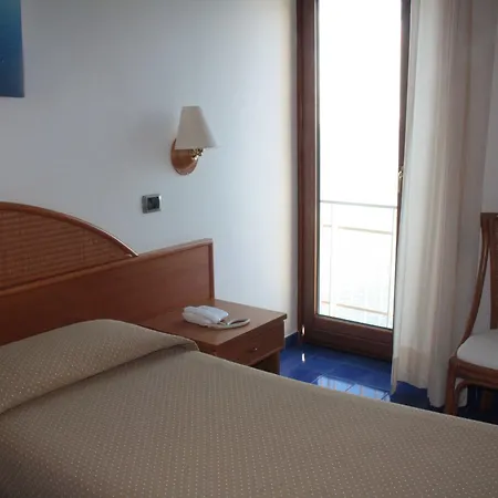 スポーティング ヴィーコ・エクエンセ