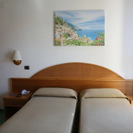 スポーティング 4*