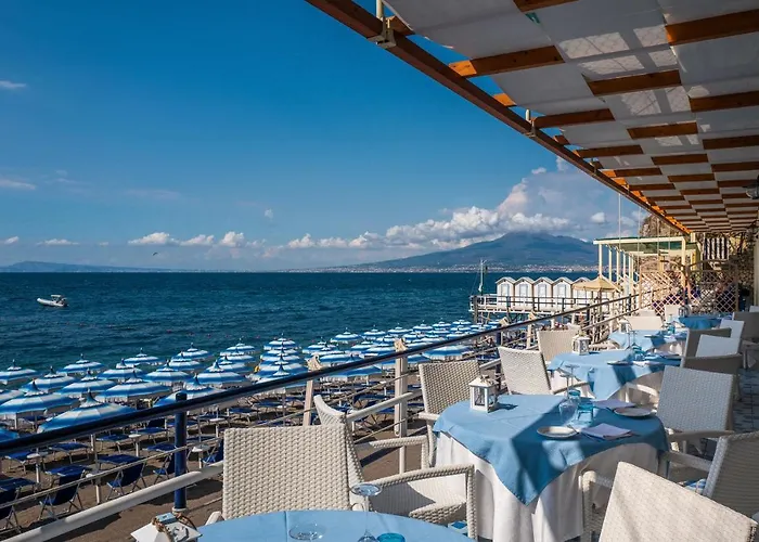 Sporting Отель Вико-Экуенсе